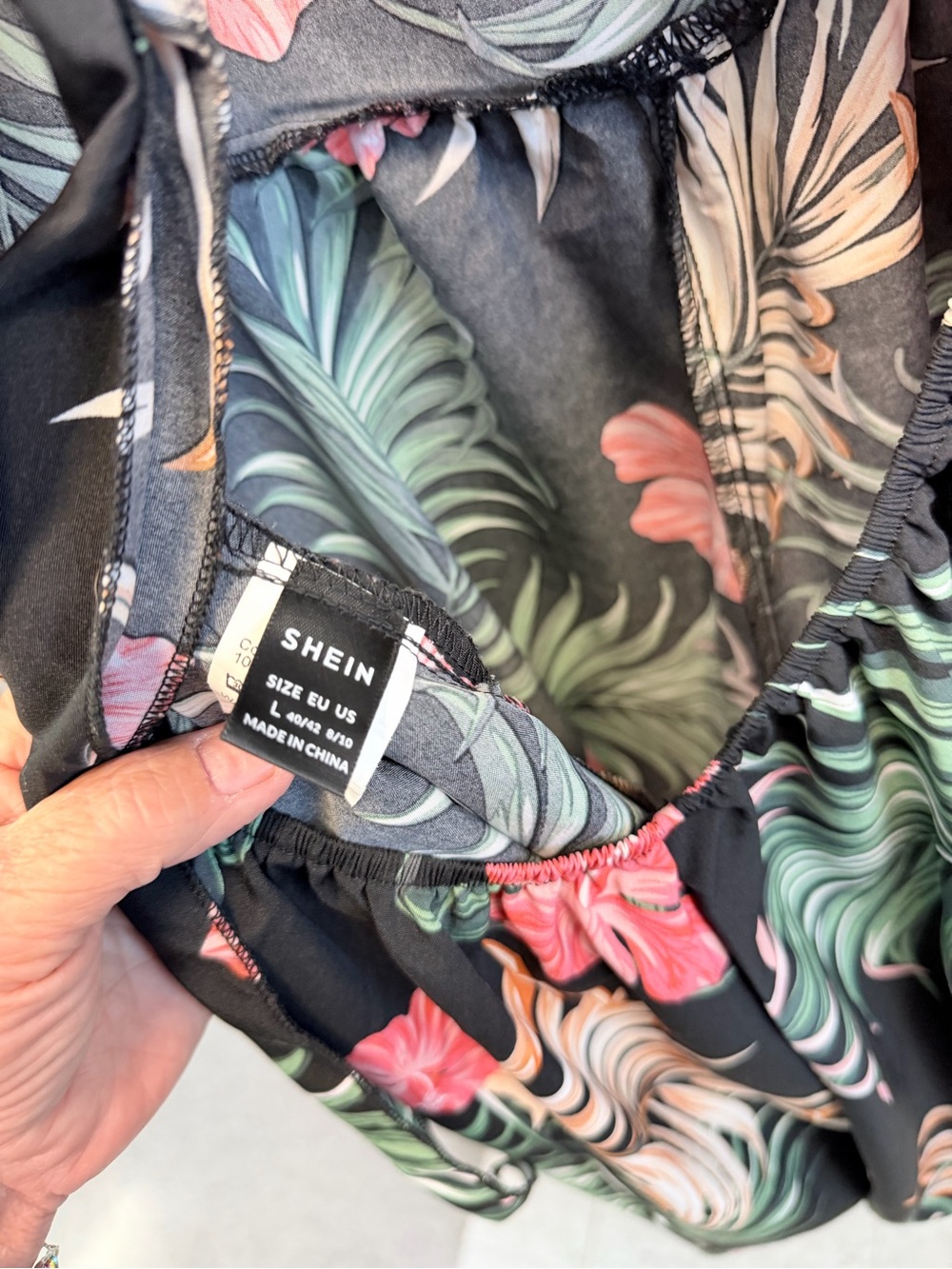 SHEIN Black womens Tropical Leaf & Floral romper